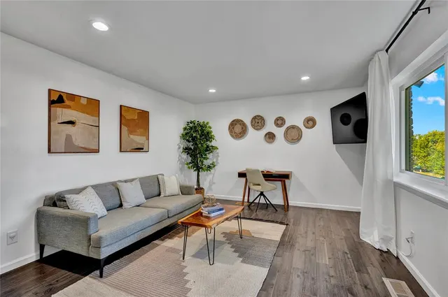 Photo 6 — 4813 Morris Lane, Oklahoma City, OK 73112