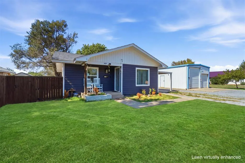 Photo 5 — 309 N Stephens Street, Hobart, OK 73651