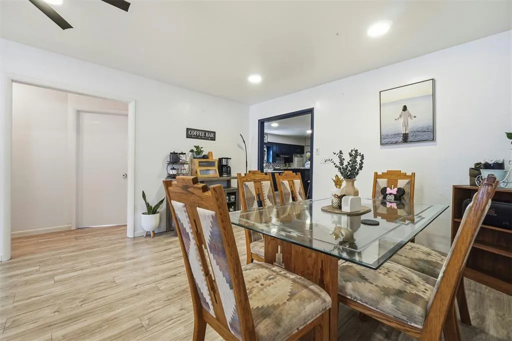 Photo 13 — 309 N Stephens Street, Hobart, OK 73651