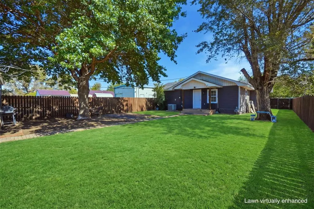 Photo 35 — 309 N Stephens Street, Hobart, OK 73651