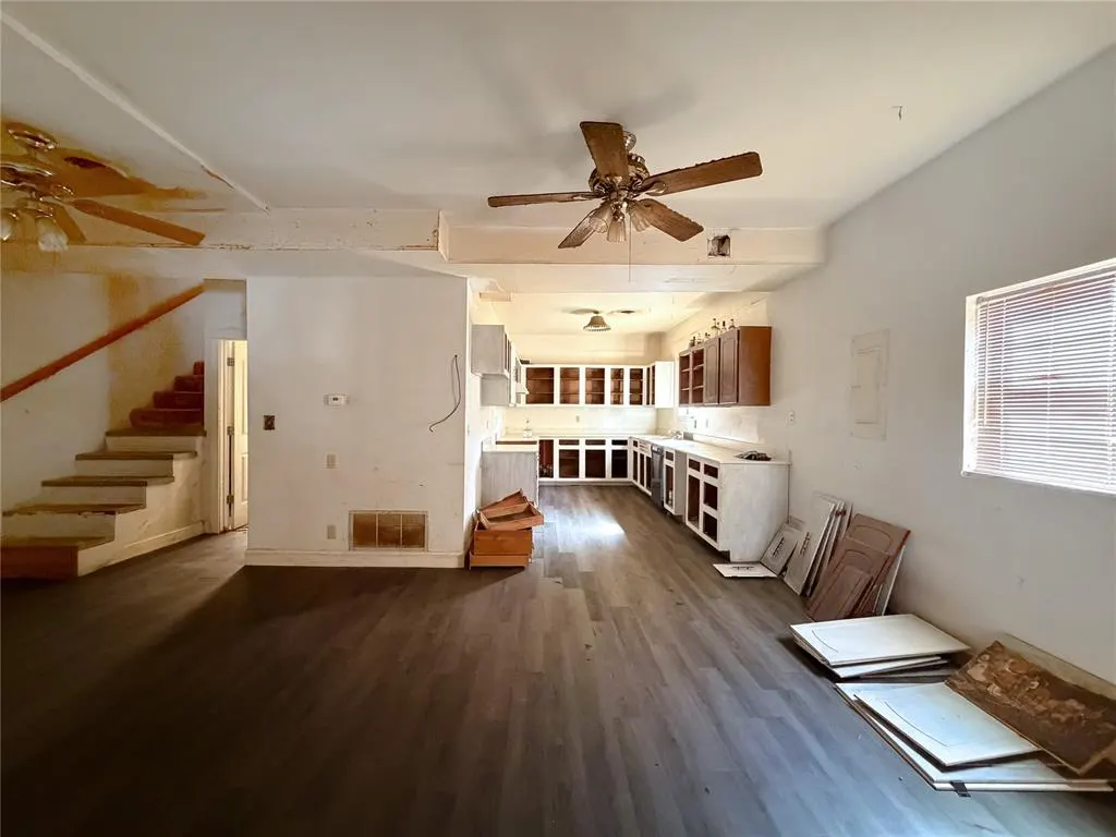 Photo 11 — 411 N 6th Street, Sayre, OK 73662