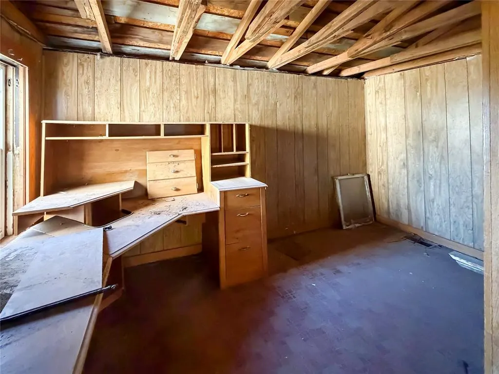 Photo 12 — 409 N 6th Street, Sayre, OK 73662