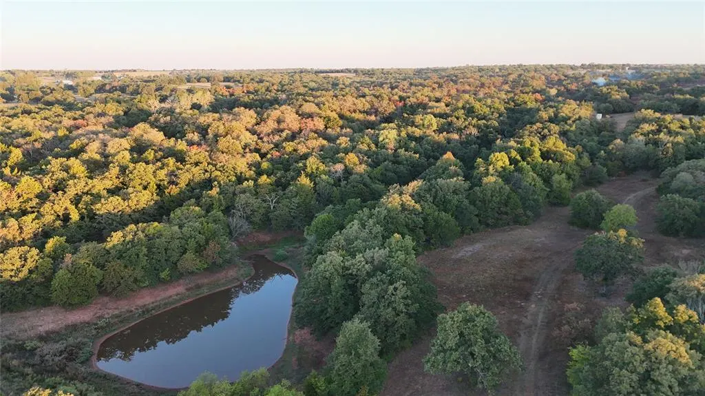 Photo 2 — 63 S Anderson Road, Guthrie, OK 73044