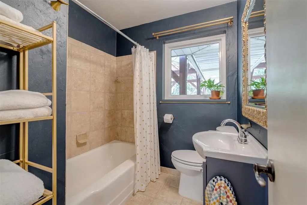 Photo 24 — 10608 Sunnymeade Place, Oklahoma City, OK 73120