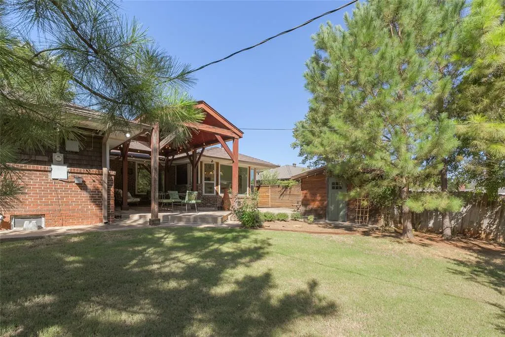 Photo 32 — 10608 Sunnymeade Place, Oklahoma City, OK 73120