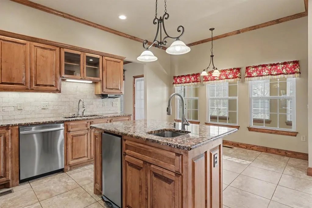 Photo 13 — 16620 SW 27th Street, El Reno, OK 73036
