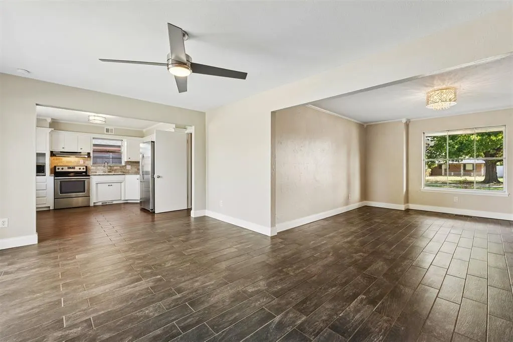 Photo 13 — 9601 Georgia Avenue, The Village, OK 73120