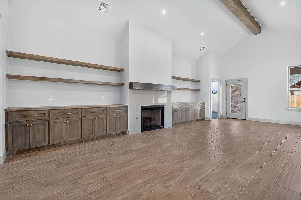 Photo 7 — 709 Manzano Drive, Norman, OK 73071