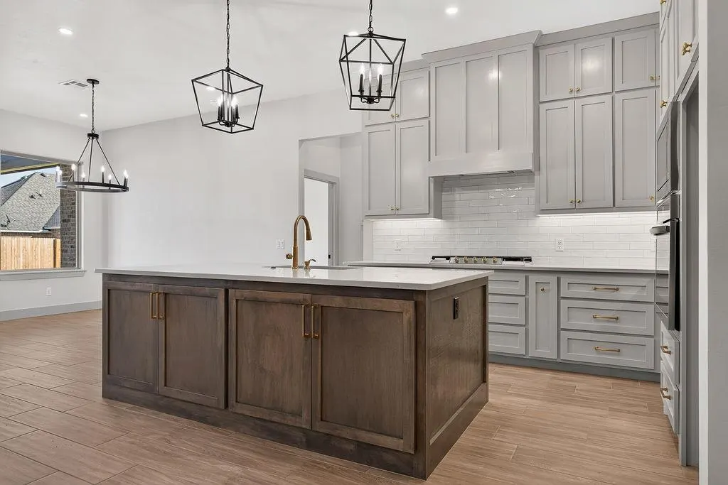 Photo 13 — 709 Manzano Drive, Norman, OK 73071