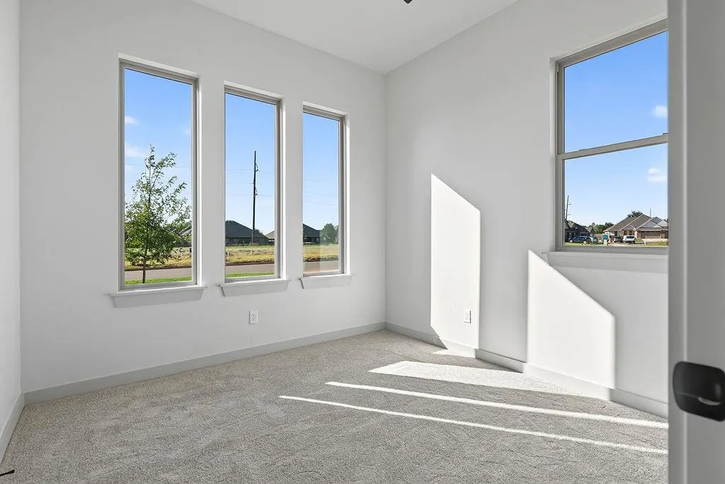 Photo 18 — 709 Manzano Drive, Norman, OK 73071