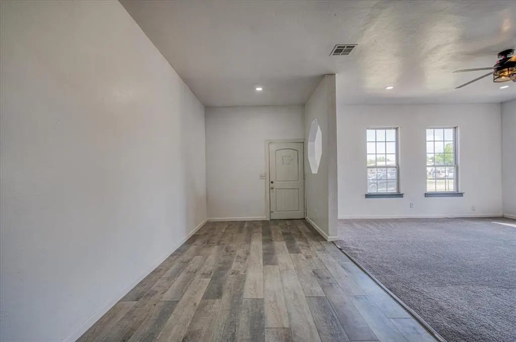 Photo 15 — 4040 Lynda Lane, Guthrie, OK 73044