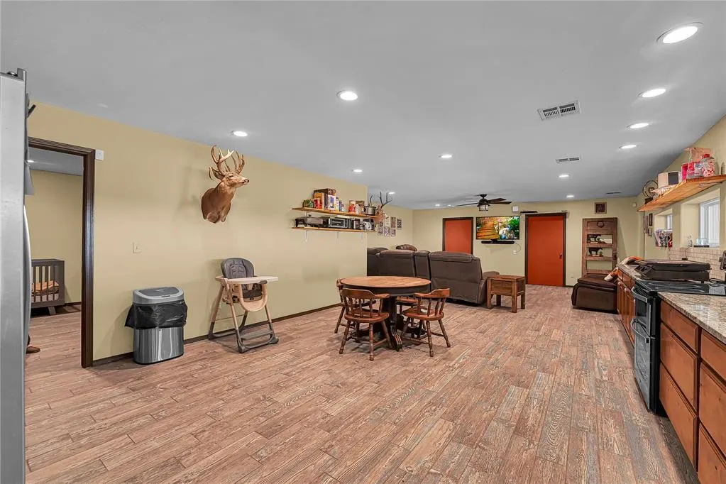 Photo 11 — 31665 E County Rd 1350, Willow, OK 73673