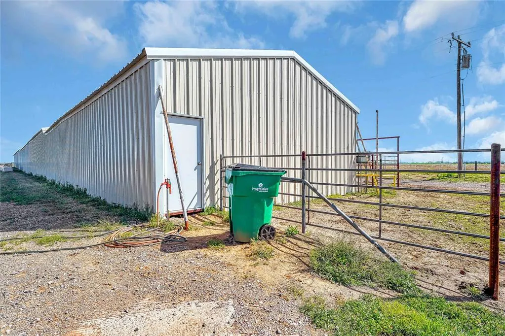 Photo 27 — 31665 E County Rd 1350, Willow, OK 73673