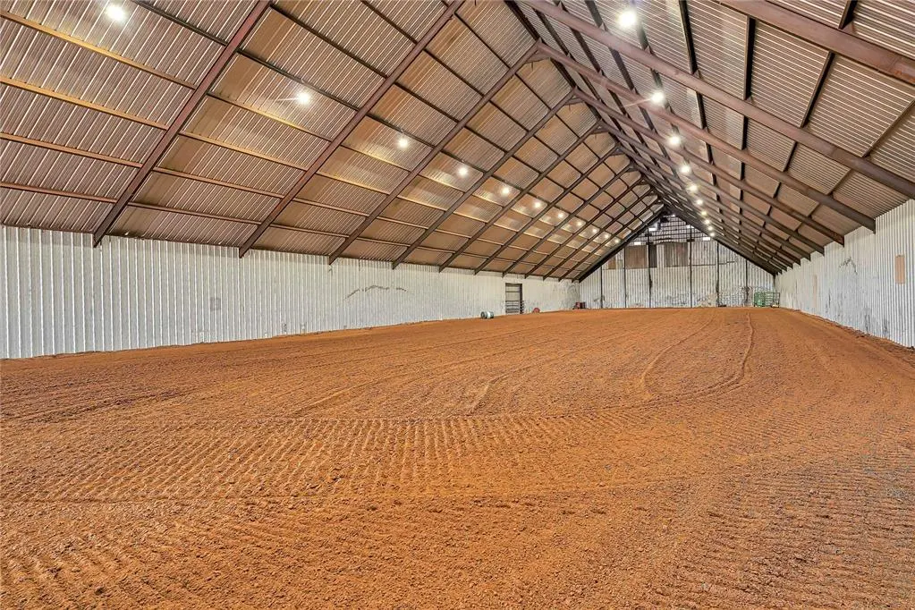Photo 35 — 31665 E County Rd 1350, Willow, OK 73673
