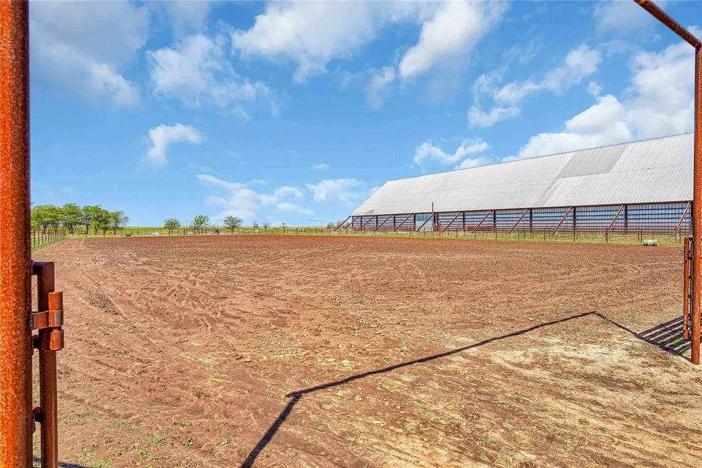 Photo 46 — 31665 E County Rd 1350, Willow, OK 73673