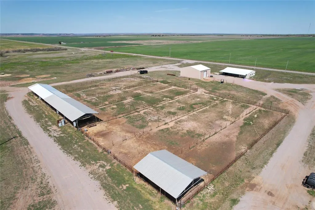 Photo 50 — 31665 E County Rd 1350, Willow, OK 73673