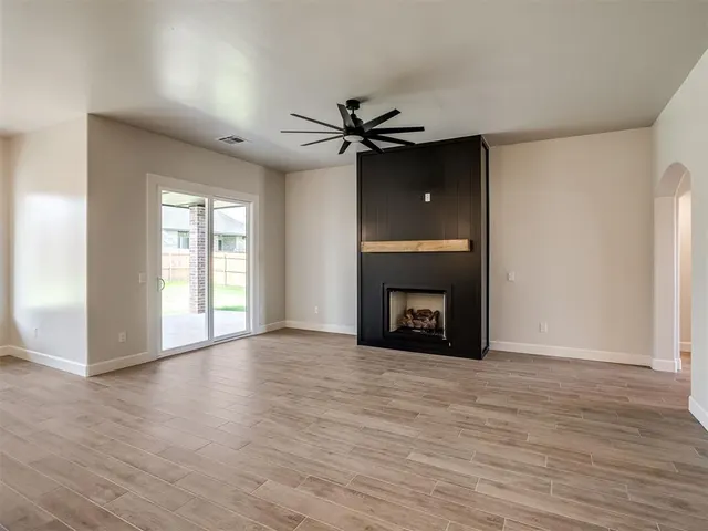 Photo 8 — 10448 SW 50th Street, Mustang, OK 73064