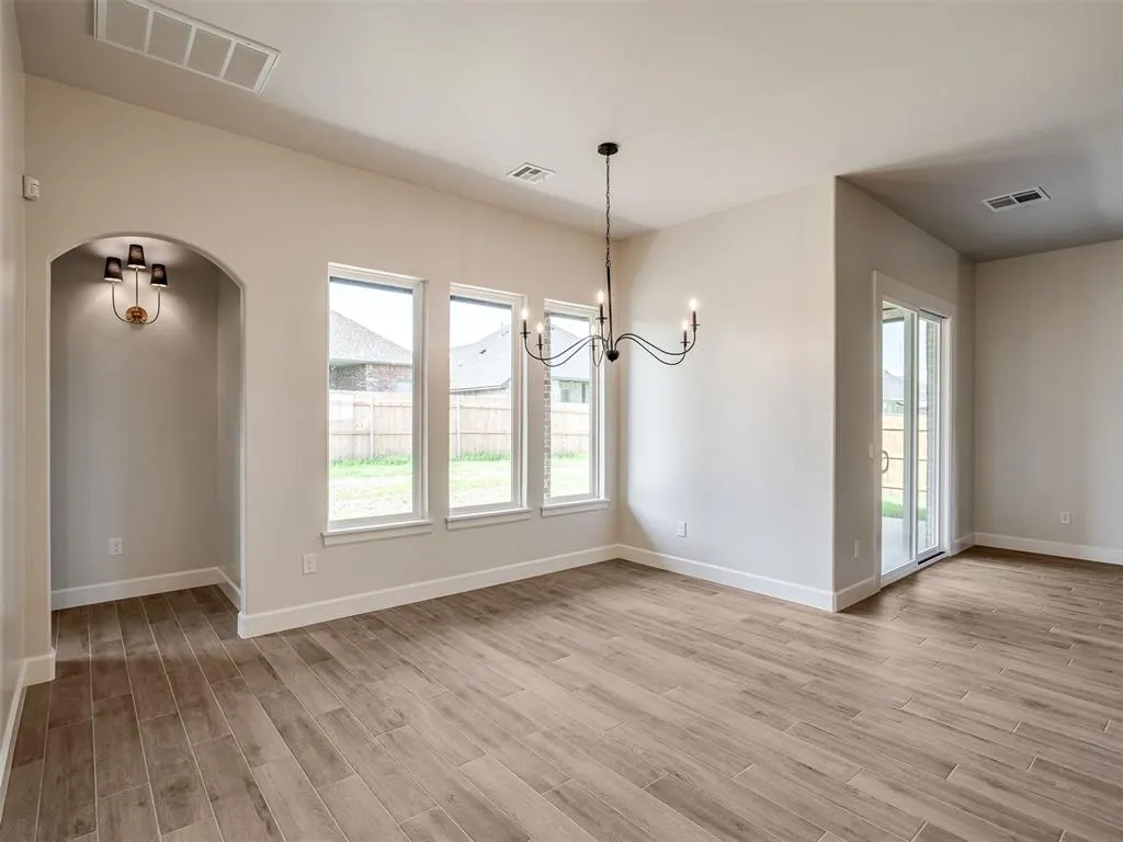 Photo 23 — 10448 SW 50th Street, Mustang, OK 73064