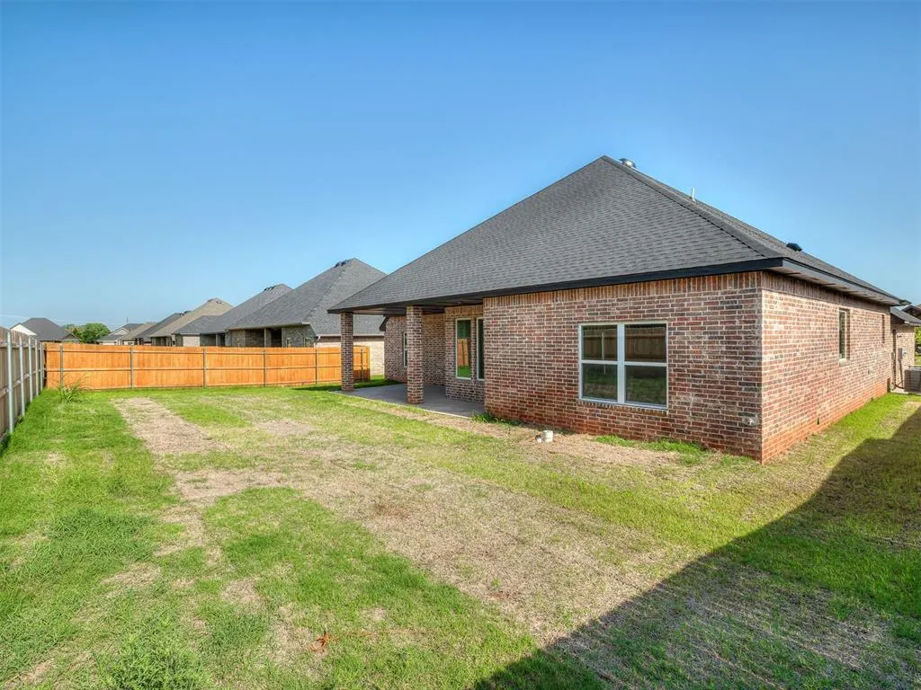 Photo 46 — 10448 SW 50th Street, Mustang, OK 73064