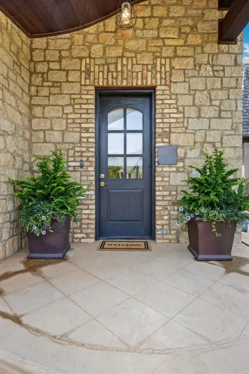 Photo 3 — 6509 Avondale Drive B, Nichols Hills, OK 73116