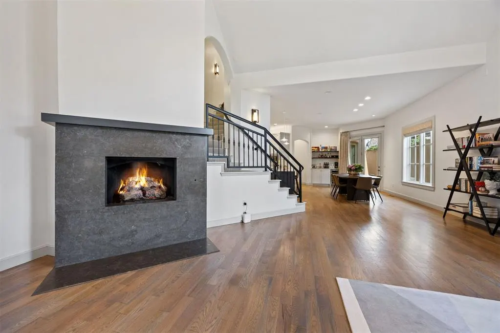 Photo 11 — 6509 Avondale Drive B, Nichols Hills, OK 73116