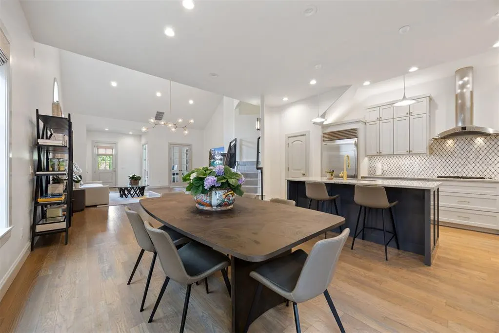 Photo 13 — 6509 Avondale Drive B, Nichols Hills, OK 73116