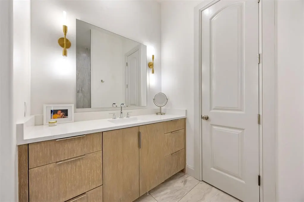 Photo 29 — 6509 Avondale Drive B, Nichols Hills, OK 73116