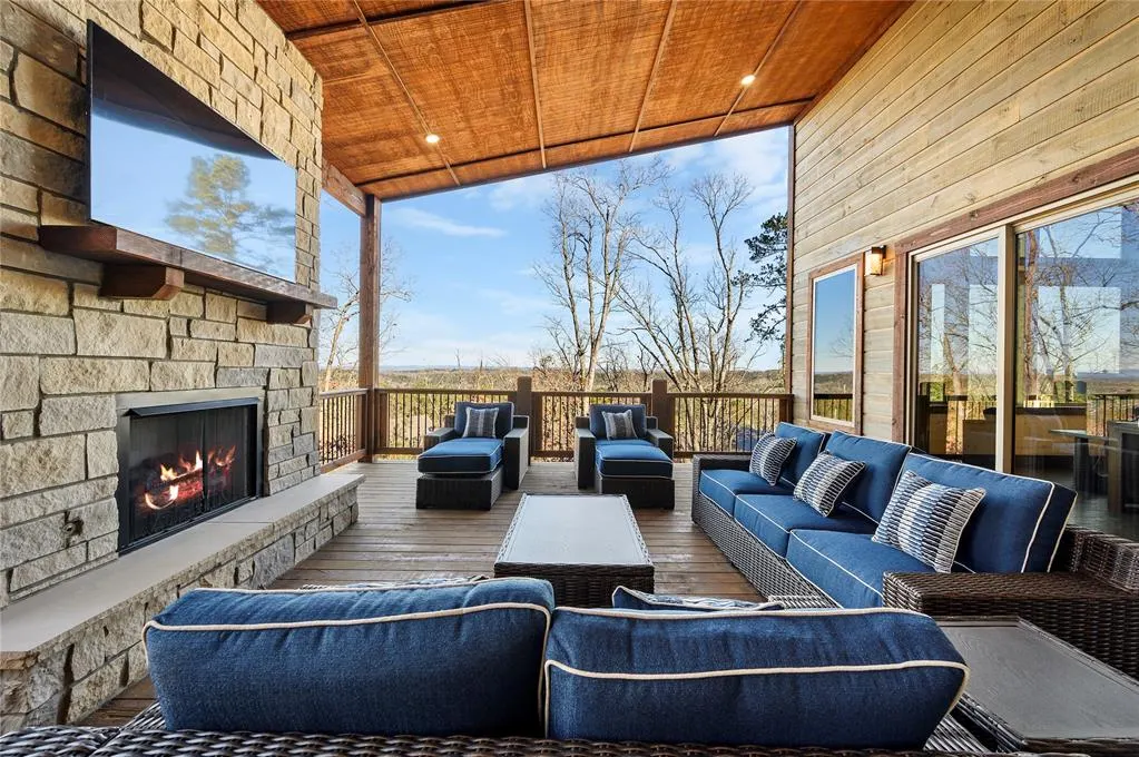 Photo 5 — 579 Moonshiner Springs Trail, Broken Bow, OK 74728