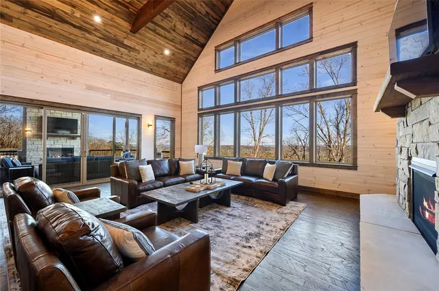 Photo 6 — 579 Moonshiner Springs Trail, Broken Bow, OK 74728