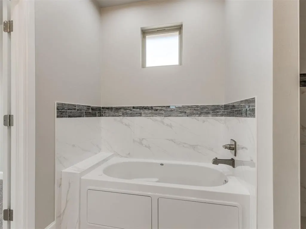 Photo 13 — 2915 Ridgecrest Drive, Purcell, OK 73080