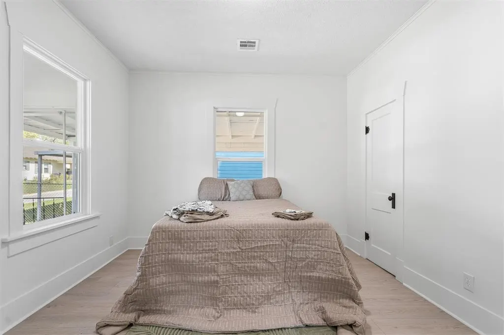 Photo 9 — 558 11th Ave NW, Ardmore, OK 73401