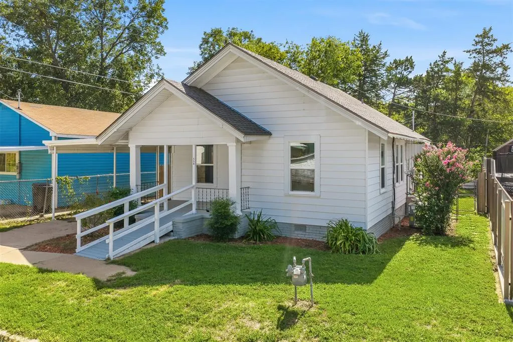 Photo 14 — 558 11th Ave NW, Ardmore, OK 73401