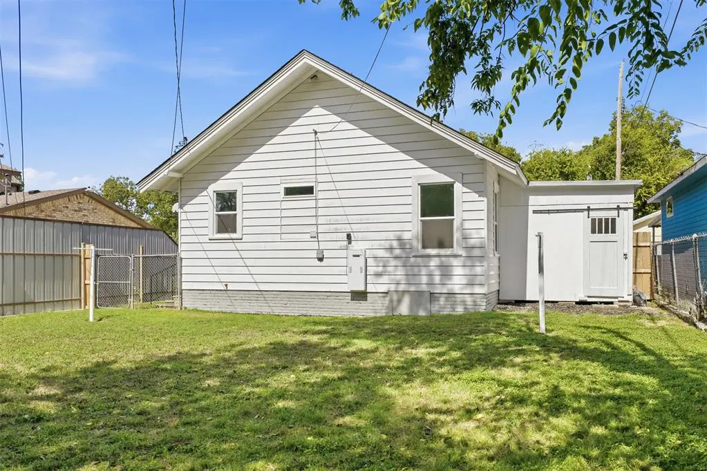 Photo 15 — 558 11th Ave NW, Ardmore, OK 73401