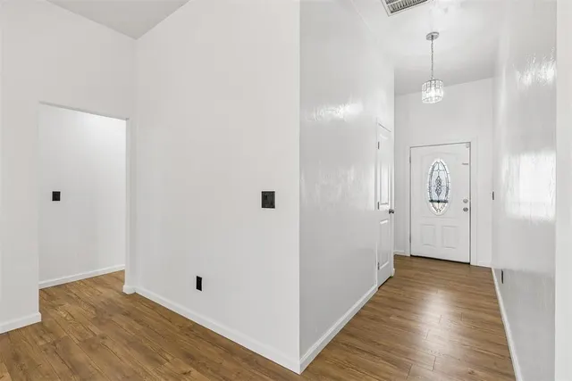 Photo 6 — 1229 NE 23rd Street, Moore, OK 73160