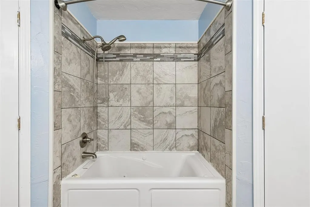 Photo 25 — 1229 NE 23rd Street, Moore, OK 73160