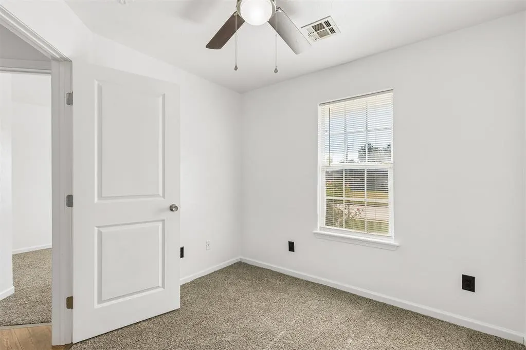 Photo 34 — 1229 NE 23rd Street, Moore, OK 73160