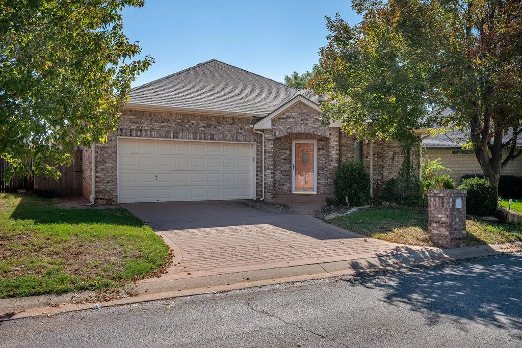 Front exterior — 11904 Barrywood Drive, Oklahoma City, OK 73120