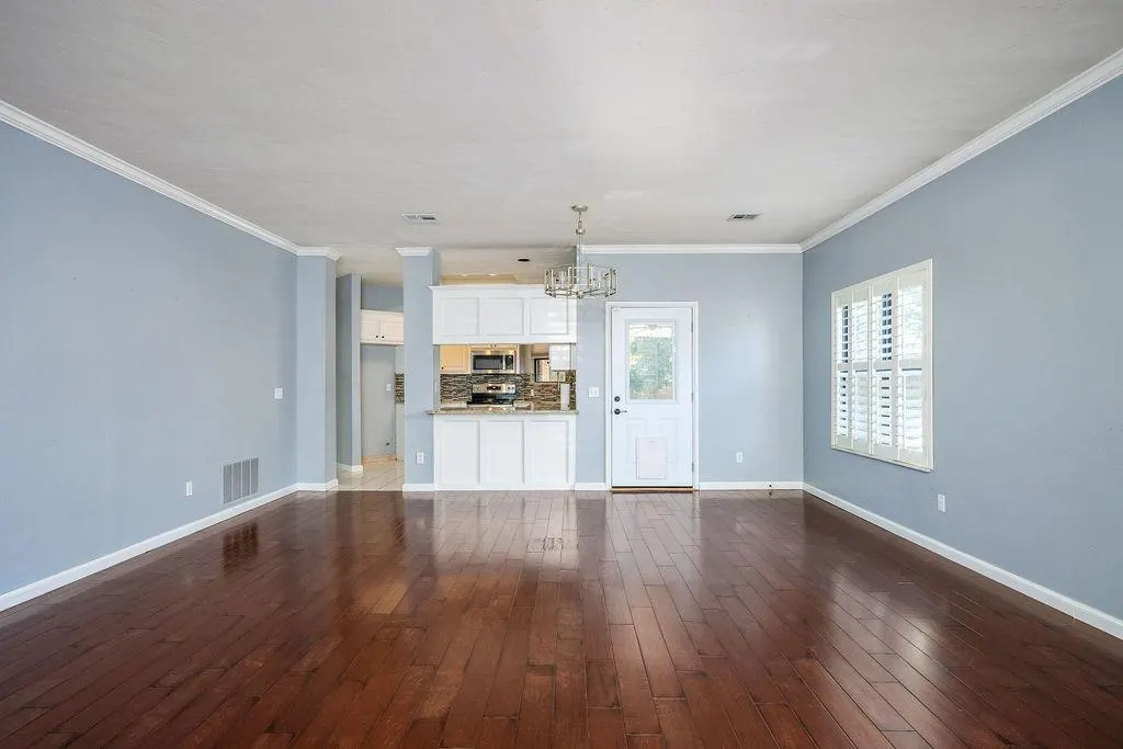 Photo 7 — 11904 Barrywood Drive, Oklahoma City, OK 73120