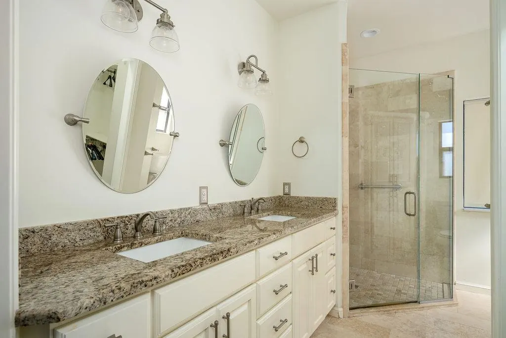 Photo 25 — 11904 Barrywood Drive, Oklahoma City, OK 73120