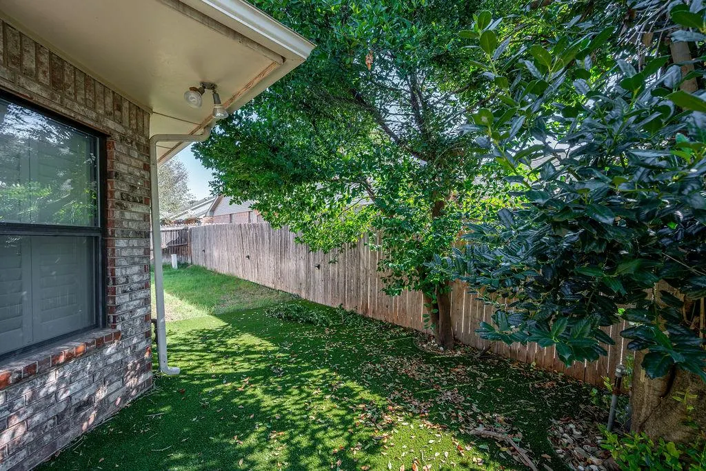 Photo 32 — 11904 Barrywood Drive, Oklahoma City, OK 73120