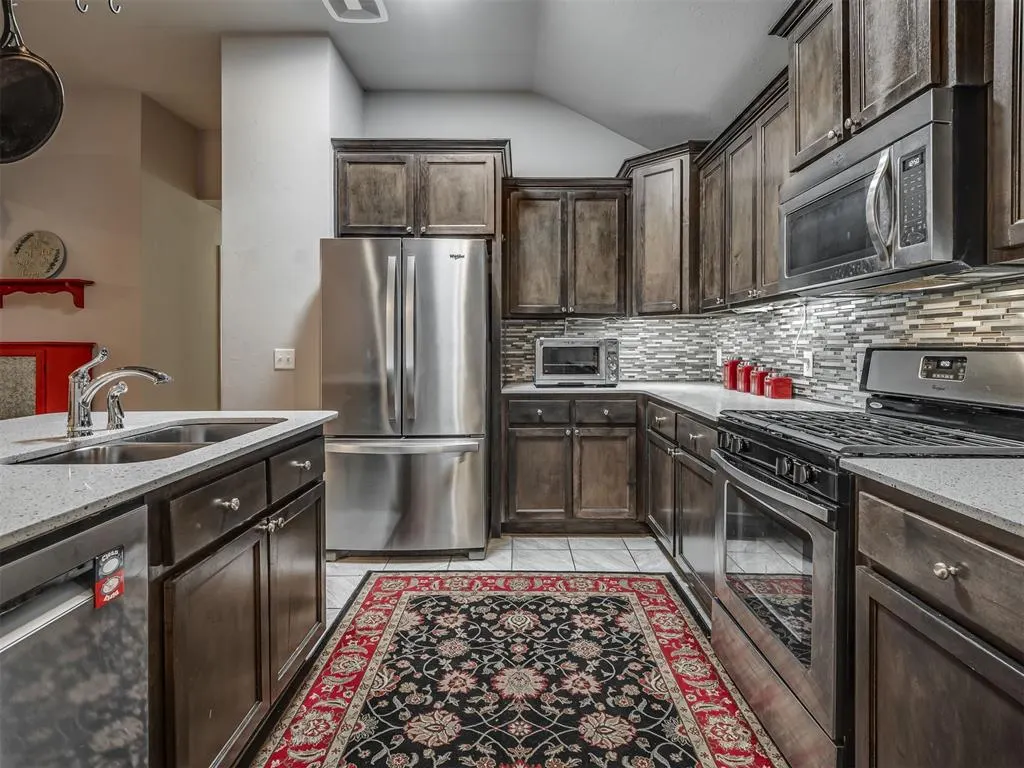 Photo 18 — 915 Eaglerock Lane, Norman, OK 73069