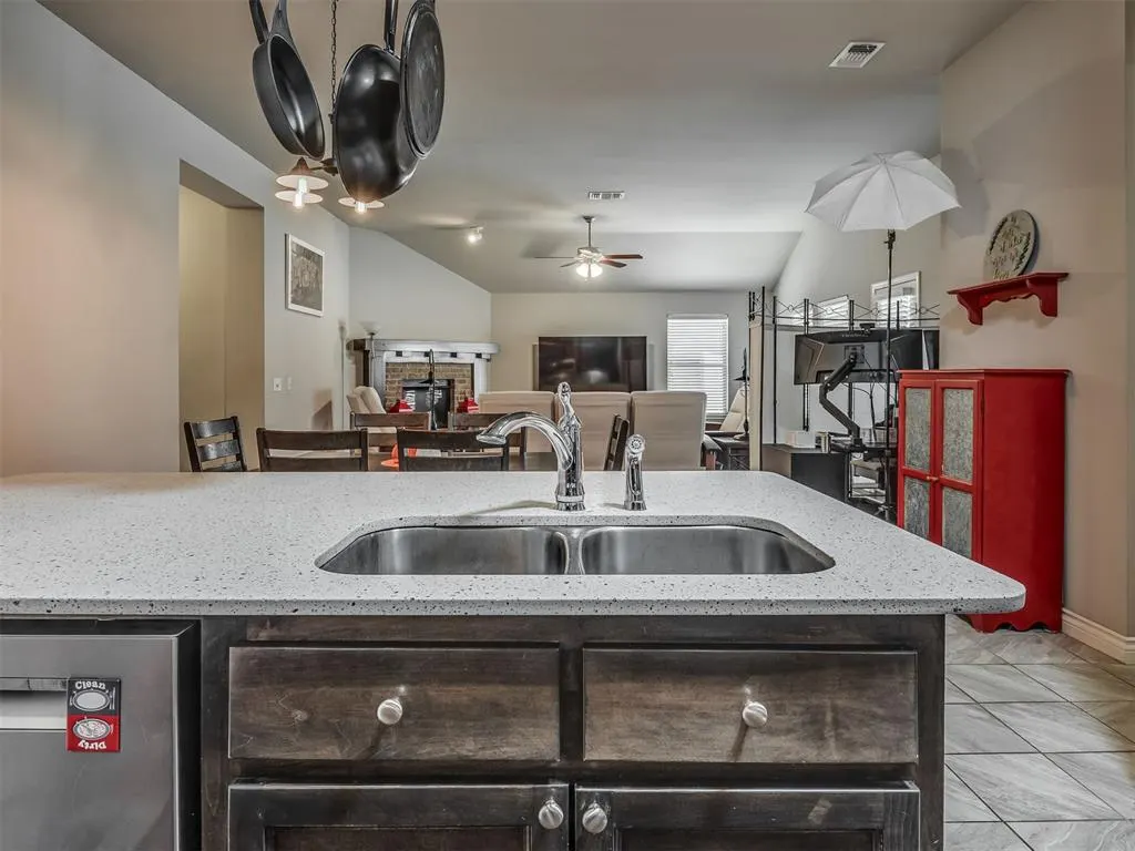 Photo 21 — 915 Eaglerock Lane, Norman, OK 73069