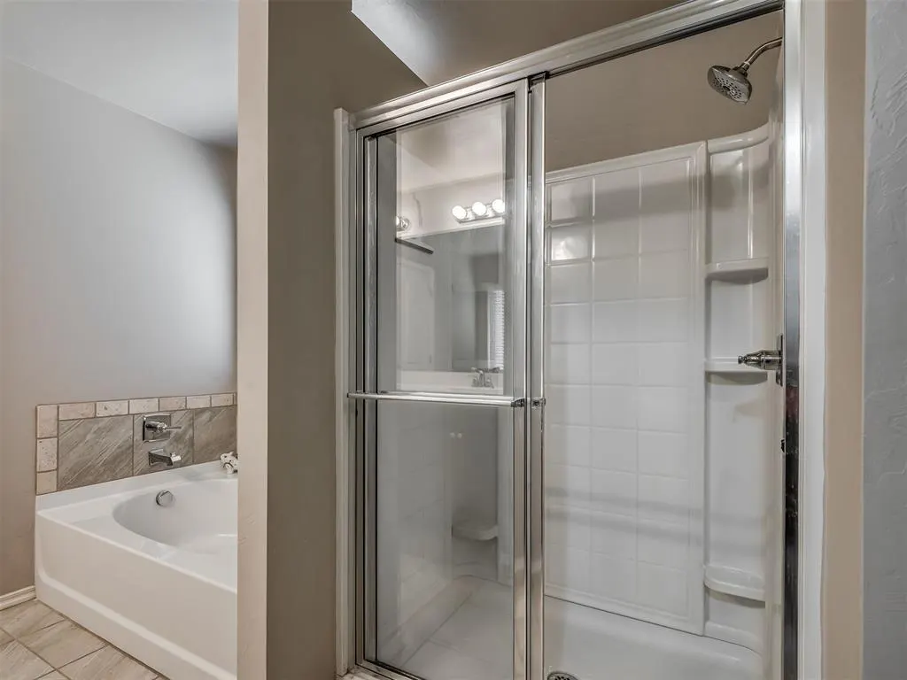 Photo 27 — 915 Eaglerock Lane, Norman, OK 73069