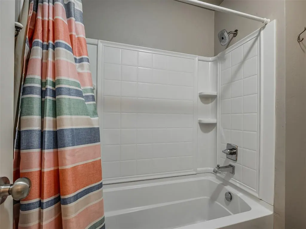 Photo 32 — 915 Eaglerock Lane, Norman, OK 73069