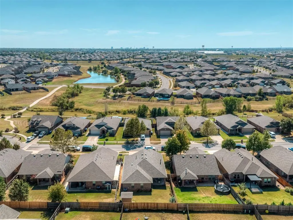 Photo 48 — 915 Eaglerock Lane, Norman, OK 73069