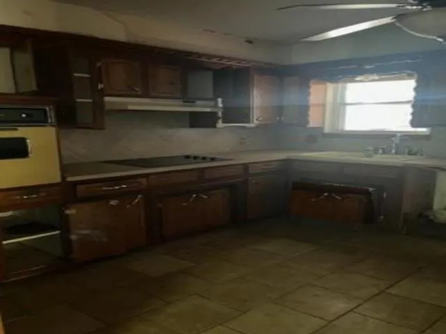 Photo 5 — 1406 W Will Rogers Drive, Duncan, OK 73533