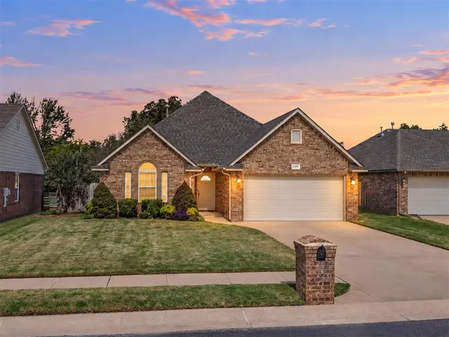 Photo 2 — 4509 SW 121st Street, Oklahoma City, OK 73173