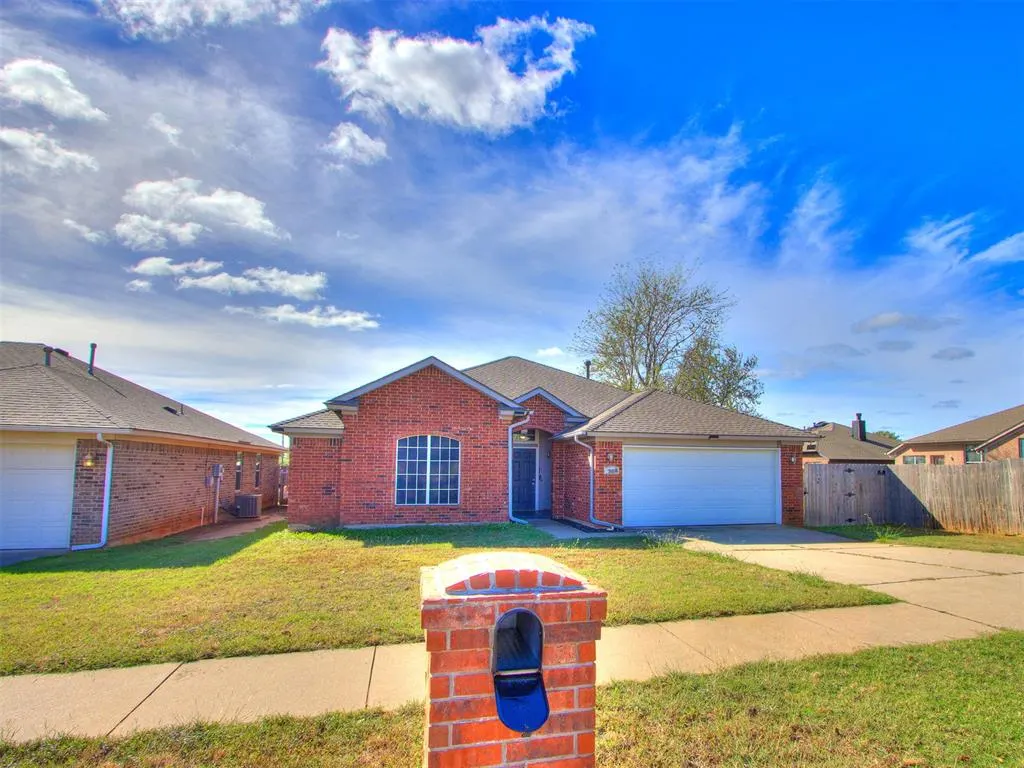 Front exterior — 240 SE 23rd Street, Moore, OK 73160