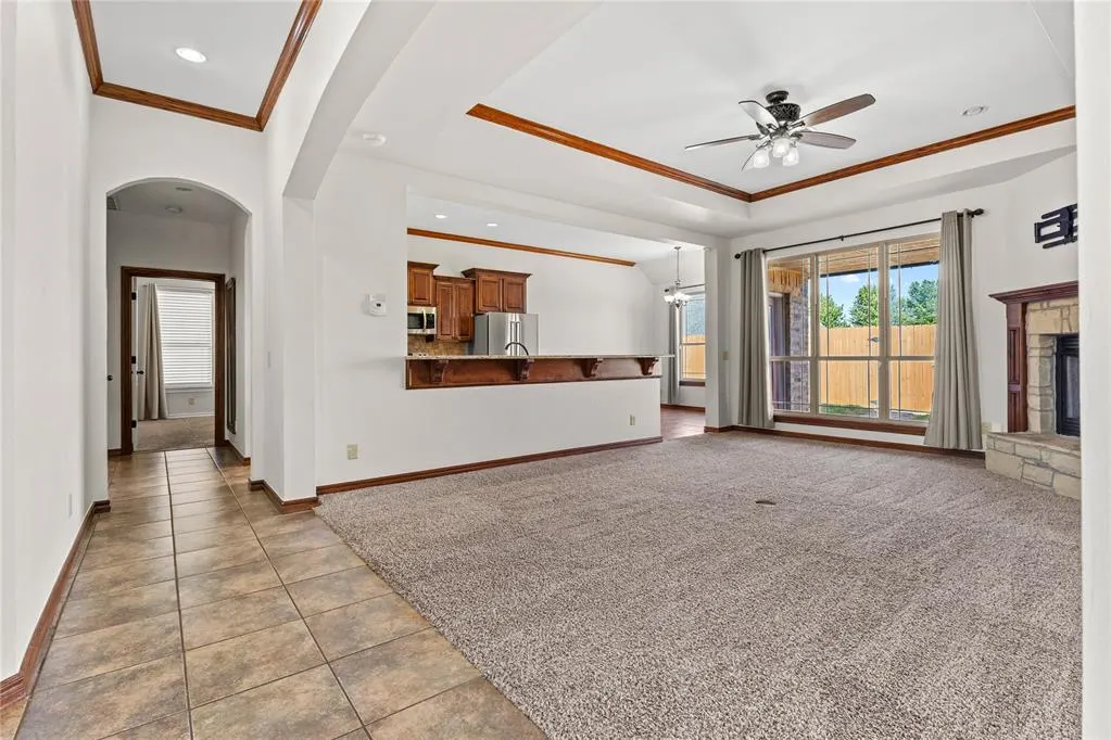 Photo 9 — 1304 Crimson Drive, Weatherford, OK 73096