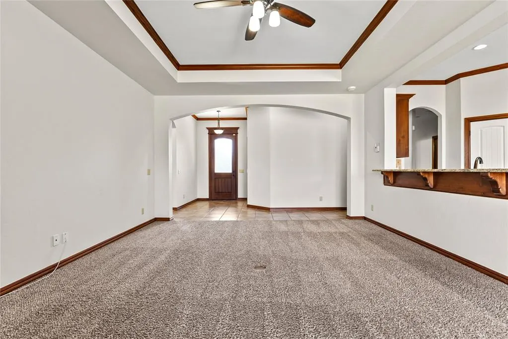 Photo 11 — 1304 Crimson Drive, Weatherford, OK 73096